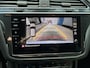 Volkswagen Tiguan 1.5 TSI R-Line Business+ | Pano | Adap. Cruise Control | H&K Audio | Stuur Verwarming | Camera | Trekhaak | | Achteruitrijcamera | Cruise control adaptief met Stop&Go | Elektrisch glazen panorama-dak
