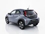 Toyota Aygo X Hybrid 115 play | Comfort Pack & Active Pack | Achteruitrijcamera | Apple Carplay/Android Auto | Voorstoelen verwarmd | Carkit | DAB | LED |