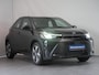 Toyota Aygo X Hybrid 115 play | Comfort Pack & Active Pack | Achteruitrijcamera | Apple Carplay/Android Auto | Voorstoelen verwarmd | Carkit | DAB | LED |
