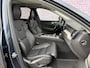 Volvo XC60 2.0 T8 Plug-in hybrid AWD Inscription | Google | Harman Kardon audio | Trekhaak | Dealeronderhouden | Elektrische stoelverstelling | Stoel- en stuurverwarming | Adaptive cruise control | Navigatie | Apple Carplay / Android Auto | Lederen bekleding |