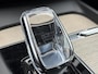 Volvo XC60 2.0 T8 Plug-in hybrid AWD Inscription | Trekhaak | Long Range | Google Maps navigatie | Harman Kardon audio | Trekhaak | Dealeronderhouden | Elektrische stoelverstelling | Stoel- en stuurverwarming | Adaptive cruise control | Navigatie | Apple Carplay / Android Auto | Lederen bekleding |