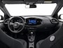 Toyota Aygo X Hybrid 115 play | Comfort Pack & Active Pack | Achteruitrijcamera | Apple Carplay/Android Auto | Voorstoelen verwarmd | Carkit | DAB | LED |