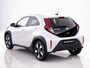 Toyota Aygo X Hybrid 115 play | Comfort Pack & Active Pack | Achteruitrijcamera | Apple Carplay/Android Auto | Voorstoelen verwarmd | Carkit | DAB | LED |