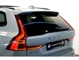Volvo XC60 2.0 T6 AWD Recharge 293kW/399pk Aut8 Ultra Dark BOWERS&WILKINS + EL.TREKHAAK + PANORAMADAK + PILOT ASSIST + ADAPT.CRUISE + STOELMASSAGE + STOELVERWARMING&-VENTILATIE + CAMERA + BLIS + KEYLESS + HEAD-UP DISPLAY + PARKSENSOREN + 20" LM-VELGEN!!