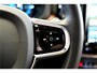 Volvo XC60 2.0 T6 AWD Recharge 293kW/399pk Aut8 Ultra Dark BOWERS&WILKINS + EL.TREKHAAK + PANORAMADAK + PILOT ASSIST + ADAPT.CRUISE + STOELMASSAGE + STOELVERWARMING&-VENTILATIE + CAMERA + BLIS + KEYLESS + HEAD-UP DISPLAY + PARKSENSOREN + 20" LM-VELGEN!!