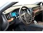 Volvo XC60 2.0 T6 AWD Recharge 293kW/399pk Aut8 Ultra Dark BOWERS&WILKINS + EL.TREKHAAK + PANORAMADAK + PILOT ASSIST + ADAPT.CRUISE + STOELMASSAGE + STOELVERWARMING&-VENTILATIE + CAMERA + BLIS + KEYLESS + HEAD-UP DISPLAY + PARKSENSOREN + 20" LM-VELGEN!!