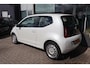 Volkswagen Up! 1.0 Groove 75PK | Radio | Navigatie | Lichtmetaal | Panoramadak