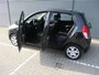 Hyundai i10 1.1 Active Auto rookt iets door olie verbruik koud maar nu scherpe prijs voor deze nette auto