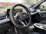 BMW X1 sDrive20i M Sport Panoramadak Stuurwielverwarming Massage 19 Inch Keyless Entry ACC Harman-Kardon Sound 360 Gr Camera Keyless Entry Head-Up Display