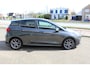 Ford Fiesta 1.0-125pk EcoBoost Mild-Hybrid ST-Line. Luxe, sportieve en goed onderhouden Fiesta ! Autm. airco, Cruise control, Lane assist, 17" Lmv, Parkeersensoren Achter, Metallic lak, Navigatie by Apple/Android, LED verlichting etc.
