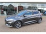 Ford Fiesta 1.0-125pk EcoBoost Mild-Hybrid ST-Line. Luxe, sportieve en goed onderhouden Fiesta ! Autm. airco, Cruise control, Lane assist, 17" Lmv, Parkeersensoren Achter, Metallic lak, Navigatie by Apple/Android, LED verlichting etc.