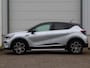 Renault Captur 1.0 TCe 90 Intens / Achteruitrijcamera / Parkeersensoren voor + achter / Elektrisch glazen schuif-/ kanteldak / Metaalkleur / Two-tone kleursamenstelling / Side-steps / Audio-navigatiesysteem full map / Apple Car Play & Android auto / LED / Armsteun voor / Bluetooth telefoonvoorbereiding / Cruise control / Automatische airco / Keyless /