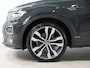 Volkswagen T-Roc 1.5 TSI 150pk DSG R-line | Panodak | Camera | IQ.Drive | Navi | 19" 90