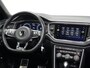 Volkswagen T-Roc 1.5 TSI 150pk DSG R-line | Panodak | Camera | IQ.Drive | Navi | 19" 90