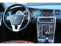 Volvo V60 1.6 T3 Summum Xenon/Leer/Navigatie/Parkeersensor/Trekhaak afneembaar