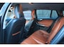 Volvo V60 1.6 T3 Summum Xenon/Leer/Navigatie/Parkeersensor/Trekhaak afneembaar