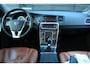 Volvo V60 1.6 T3 Summum Xenon/Leer/Navigatie/Parkeersensor/Trekhaak afneembaar