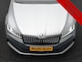 Skoda Superb Combi 1.4 TSI iV Sportline PHEV 218pk Dealer O.H | Panodak | Crystal LED | Camera | Alcantara Sportstoelen Memory & Verwarmd | Cruise Control | Sfeerverlichting | Apple Carplay | Keyless | Navigatie | Virtual | DAB | 19"L.M | Plug In Hybrid |