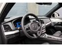 Volvo XC90 2.0 T8 Recharge AWD Ultra Dark | Vol in de opties | Panorama dak | Bowers & Wilkins | Nappa leder | Elektrische trekhaak | 22' velgen | Nieuwstaat.
