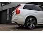Volvo XC90 2.0 T8 Recharge AWD Ultra Dark | Vol in de opties | Panorama dak | Bowers & Wilkins | Nappa leder | Elektrische trekhaak | 22' velgen | Nieuwstaat.