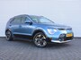 Kia Niro EV DynamicLine 64.8 kWh | Trekhaak | Clima | Camera | Cruise adapt. | Apple Carplay/Android Auto | Navi | 17" LM |