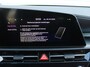Kia Niro EV DynamicLine 64.8 kWh | Trekhaak | Clima | Camera | Cruise adapt. | Apple Carplay/Android Auto | Navi | 17" LM |