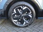 Kia Niro EV DynamicLine 64.8 kWh | Trekhaak | Clima | Camera | Cruise adapt. | Apple Carplay/Android Auto | Navi | 17" LM |