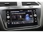 Volkswagen Tiguan 1.4 TSI eHybrid 245 PK R-Line Business, Panoramadak, Winterpakket, Adap. Cruise Control,