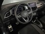 Volkswagen T-Roc Cabrio 1.5 TSI R-Line 150 pk Automaat (DSG) | Navigatie | Trekhaak (afneembaar) | Parkeersensoren (Park assist) | Achteruitrijcamera | Windscherm | Stoel/stuur verwarming | R-Line |