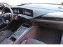 Opel Astra Electric 58 kWh Ultimate / Pano / Suede
