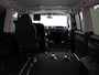 Volkswagen Transporter CARAVELLE 2.0 TDI DSG ROLSTOEL LIFT EURO 6 + STANDKACHEL | 18 INCH | CAMERA | CARPLAY | LED | STOELVERW.