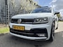 Volkswagen Tiguan 1.4 TSI ACT Connected Series / AUTOMAAT / R-LINE / PANORAMADAK / NAVI