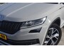 Skoda Kodiaq Skoda 1.5 150PK TSI Sportline Business | Schuif-kanteldak | Camera achter | Elektrische stoelen | Stoelverwarming