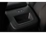 Volvo XC60 T6 Plug-in hybrid AWD Plus Black Edition | Panoramadak | 360 graden camera | Google Maps navigatie | Verwarmbaar stuurwiel | Verwarmbare voorstoelen | Adaptieve Cruise Control | Harman Kardon Audio | 21-Inch lichtmetalen velgen | Elektrisch bedienbare voorstoelen + geheugenfunctie