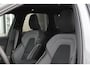 Volvo XC60 T6 Plug-in hybrid AWD Plus Black Edition | Panoramadak | 360 graden camera | Google Maps navigatie | Verwarmbaar stuurwiel | Verwarmbare voorstoelen | Adaptieve Cruise Control | Harman Kardon Audio | 21-Inch lichtmetalen velgen | Elektrisch bedienbare voorstoelen + geheugenfunctie