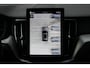 Volvo XC60 T6 Plug-in hybrid AWD Plus Black Edition | Panoramadak | 360 graden camera | Google Maps navigatie | Verwarmbaar stuurwiel | Verwarmbare voorstoelen | Adaptieve Cruise Control | Harman Kardon Audio | 21-Inch lichtmetalen velgen | Elektrisch bedienbare voorstoelen + geheugenfunctie