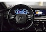 Skoda Octavia 1.0 TSI Business Edition + Apple/Android Carplay|Navigatie|Verwarmd stuurwiel|Parkeersensoren V+A|Trekhaak|