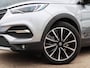 Opel Grandland X 1.6 Turbo Hybrid4 Ultimate