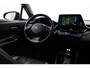 Toyota C-HR / C-HR+ 1.8 Hybrid Adventure | Trekhaak | Dodehoek detectie | Treeplanken | Leder | Navigatie | Stoelverwarming | JBL | Keyless | Parkeersensoren voor/achter | Camera | Adaptive Cruise | Clima | 18 inch