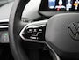 Volkswagen ID.4 Pro 77 kWh Panoramadak - ACC - Navigatie - 360 Camera - HUD - Stoelverwarming - LED - Warmtepomp