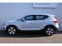 Volvo XC40 T2 Momentum Business | Apple carplay/Android auto | Adaptieve cruise control | Parkeersensor achter | Elektrische achterklep | Keyless | 18 inch Lichtmetalen velgen
