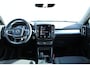 Volvo XC40 T2 Momentum Business | Apple carplay/Android auto | Adaptieve cruise control | Parkeersensor achter | Elektrische achterklep | Keyless | 18 inch Lichtmetalen velgen