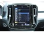 Volvo XC40 T2 Momentum Business | Apple carplay/Android auto | Adaptieve cruise control | Parkeersensor achter | Elektrische achterklep | Keyless | 18 inch Lichtmetalen velgen