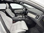 Volvo V90 T8 Recharge Ultimate Dark | 20" | Luchtvering | Bowers & Wilkins | Trekhaak | Tailored Wool | 360 Camera | Getint & Gelaagd Glas