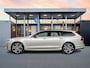 Volvo V90 T8 Recharge Ultimate Dark | 20" | Luchtvering | Bowers & Wilkins | Trekhaak | Tailored Wool | 360 Camera | Getint & Gelaagd Glas
