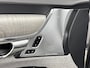 Volvo V90 T8 Recharge Ultimate Dark | 20" | Luchtvering | Bowers & Wilkins | Trekhaak | Tailored Wool | 360 Camera | Getint & Gelaagd Glas