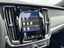 Volvo V90 T8 Recharge Ultimate Dark | 20" | Luchtvering | Bowers & Wilkins | Trekhaak | Tailored Wool | 360 Camera | Getint & Gelaagd Glas