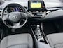 Toyota C-HR / C-HR+ 1.8 Hybrid Bi-Tone | Carplay | Dode hoek waarschuwing | Stoelverwarming | Keyless entry |