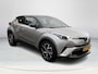 Toyota C-HR / C-HR+ 1.8 Hybrid Bi-Tone | Navigatie | Stoelverwarming | Bluetooth | Parkeercamera | 18 inch LM-velgen |