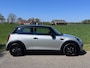 MINI Cooper COOPER / SPORTSTOELEN LEDER / LED / CARPLAY / BTW